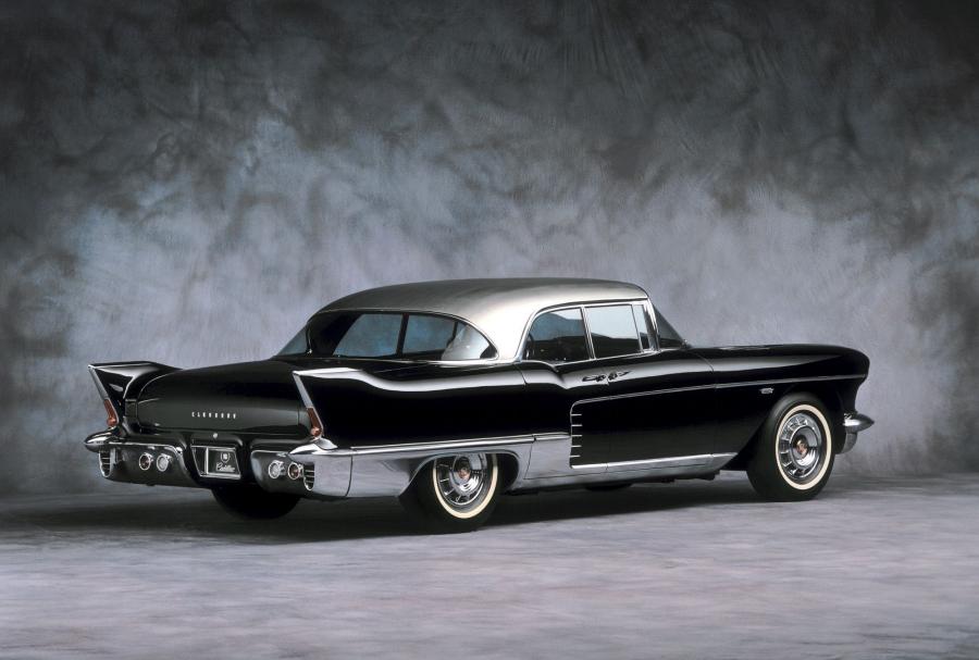  Cadillac Eldorado Brougham 1957 года  (фото 2 из 25)